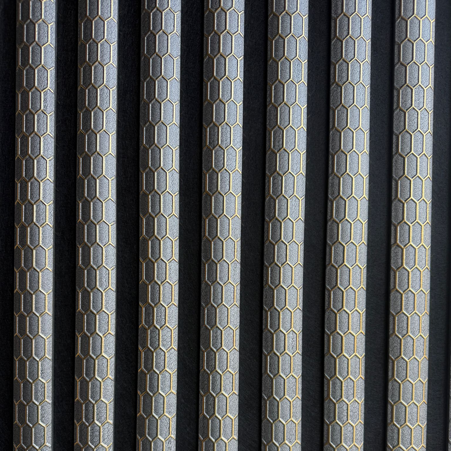 013A